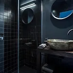 Lava Apartment *